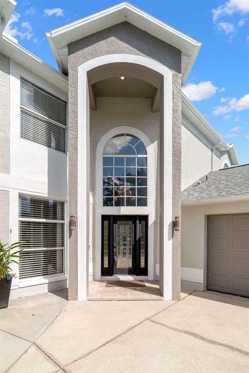 Listing photo id 3 for 4915 Augusta Avenue