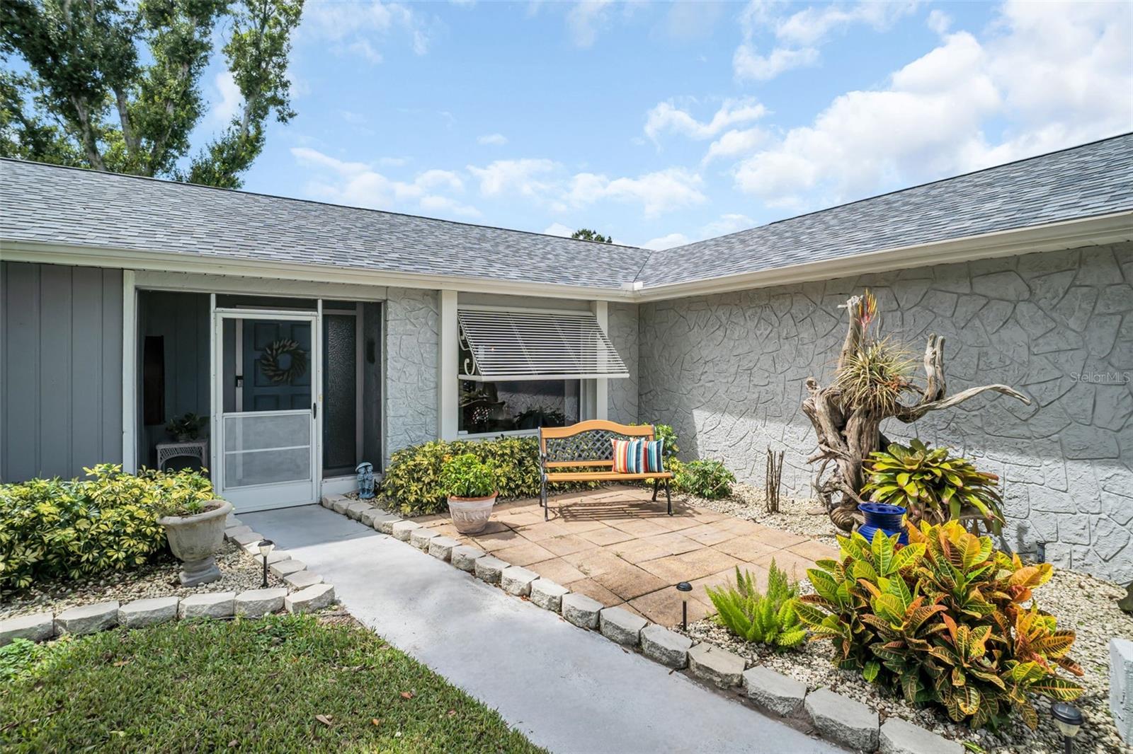 Image 3 of 55 For 2936 Macalpin Drive W