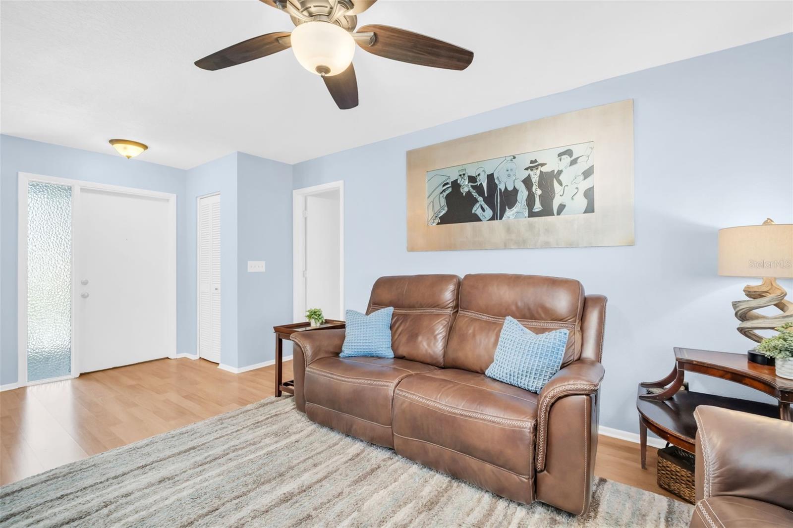 Image 7 of 55 For 2936 Macalpin Drive W