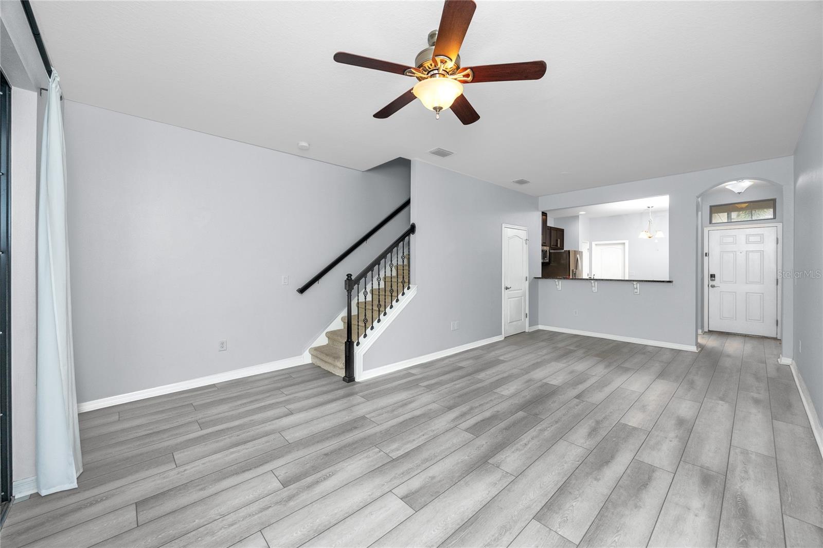 Image 12 of 33 For 5117 Bay Isle Circle