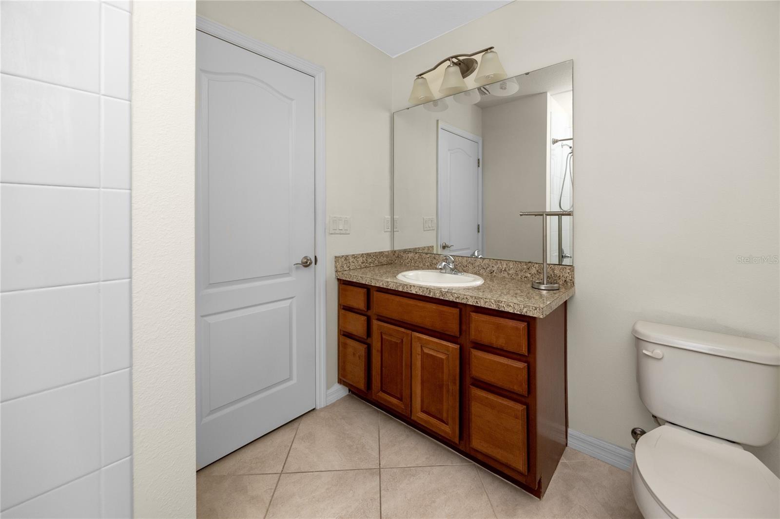 Image 24 of 33 For 5117 Bay Isle Circle