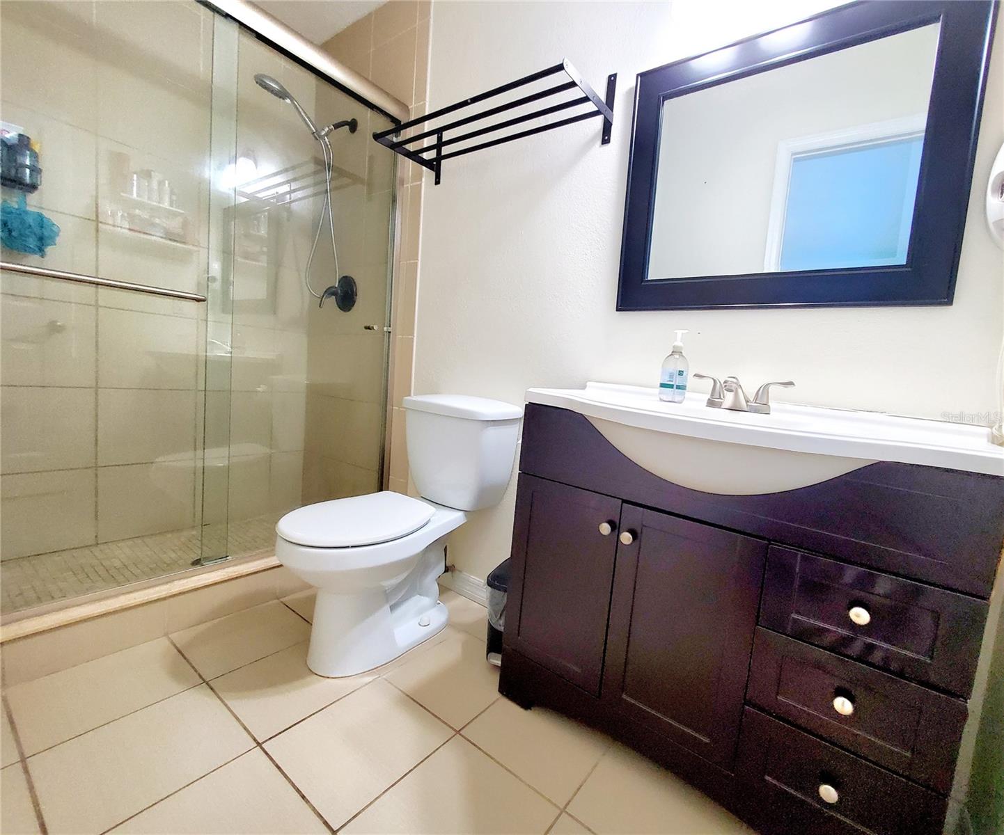 Image 20 of 41 For 2861 St John Drive