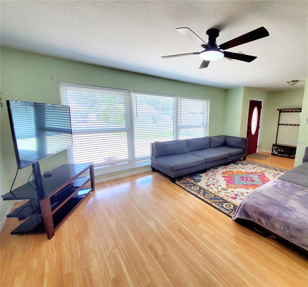 Image 7 of 41 For 2861 St John Drive