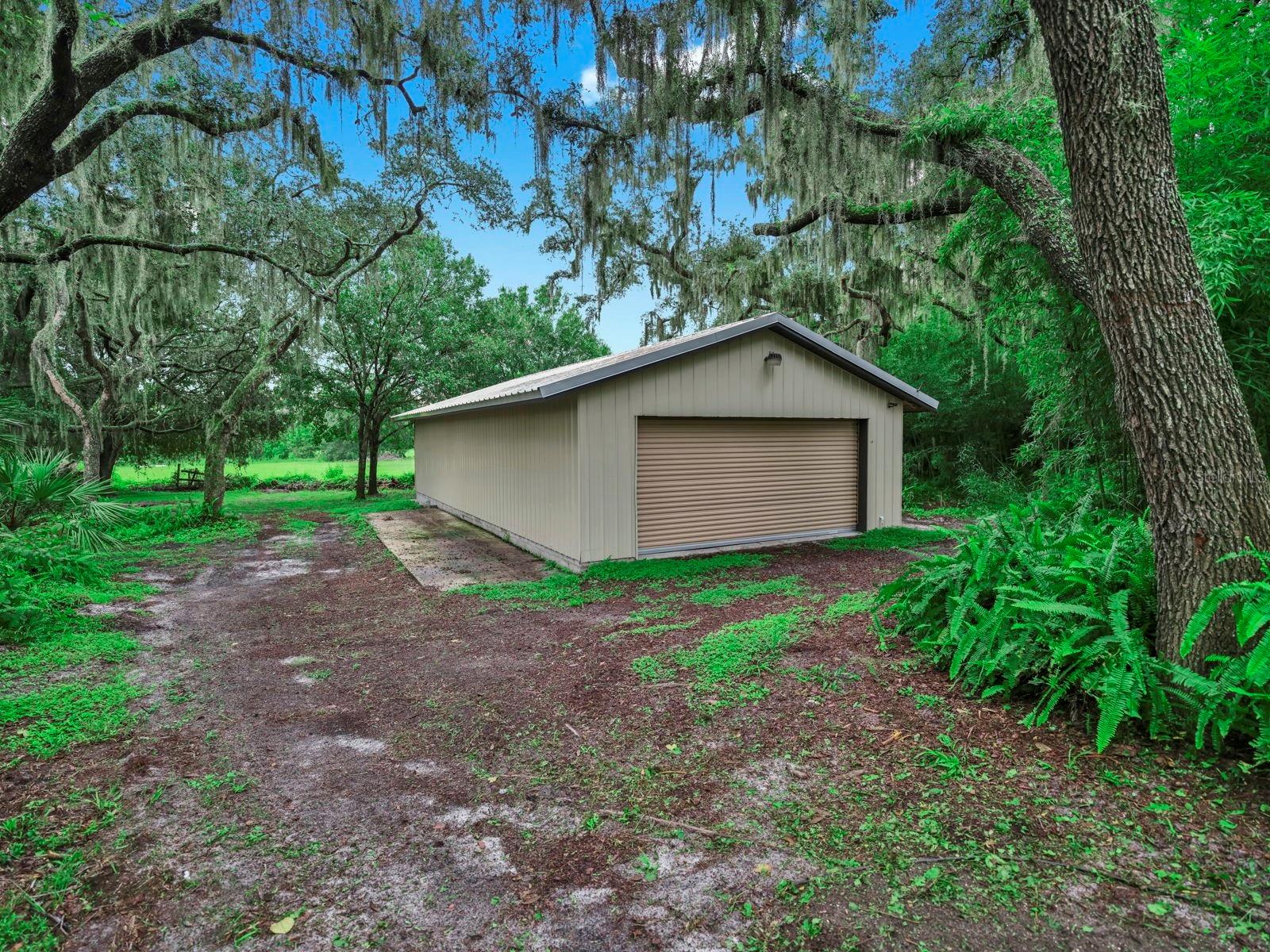 Image 40 of 49 For 15020 Carlton Lake Road