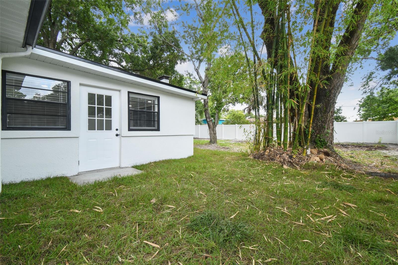 Image 42 of 52 For 4910 Darby Avenue