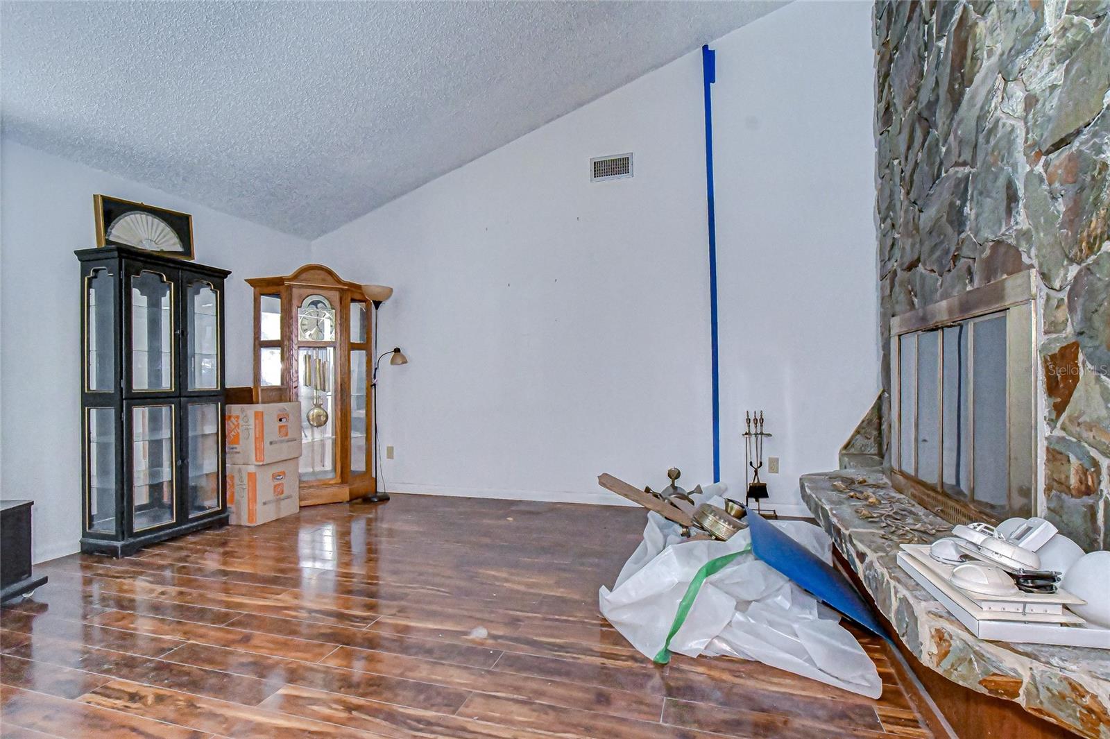 Image 4 of 17 For 3033 Wister Circle