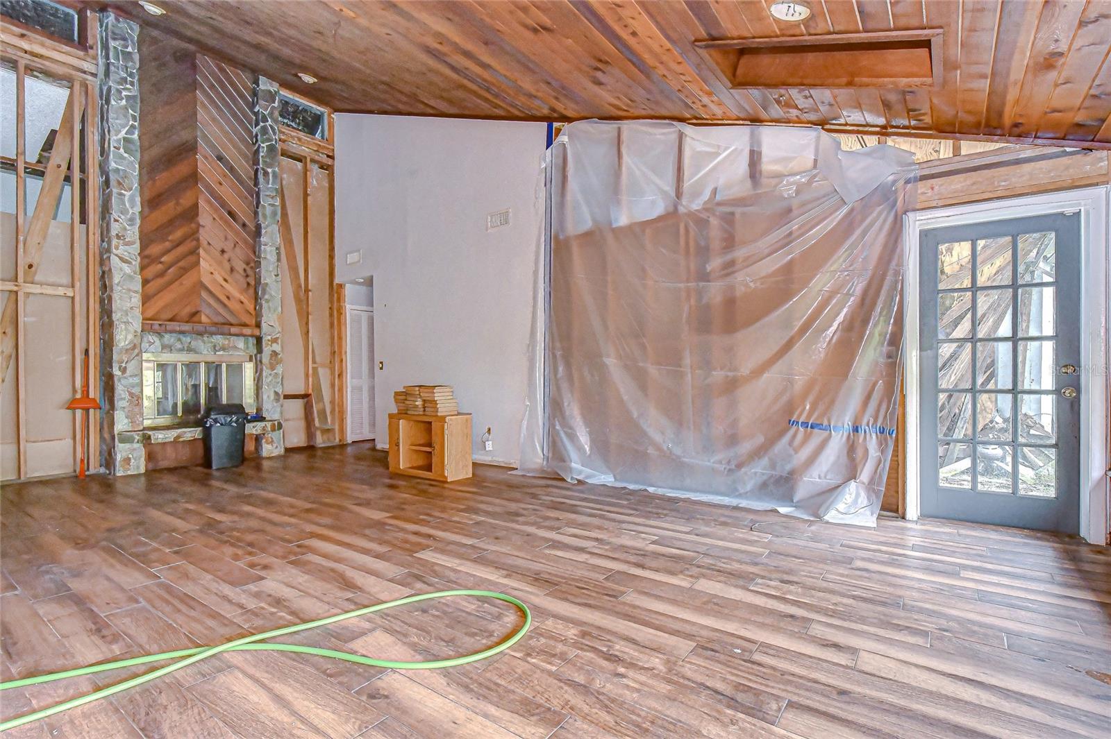 Image 6 of 17 For 3033 Wister Circle