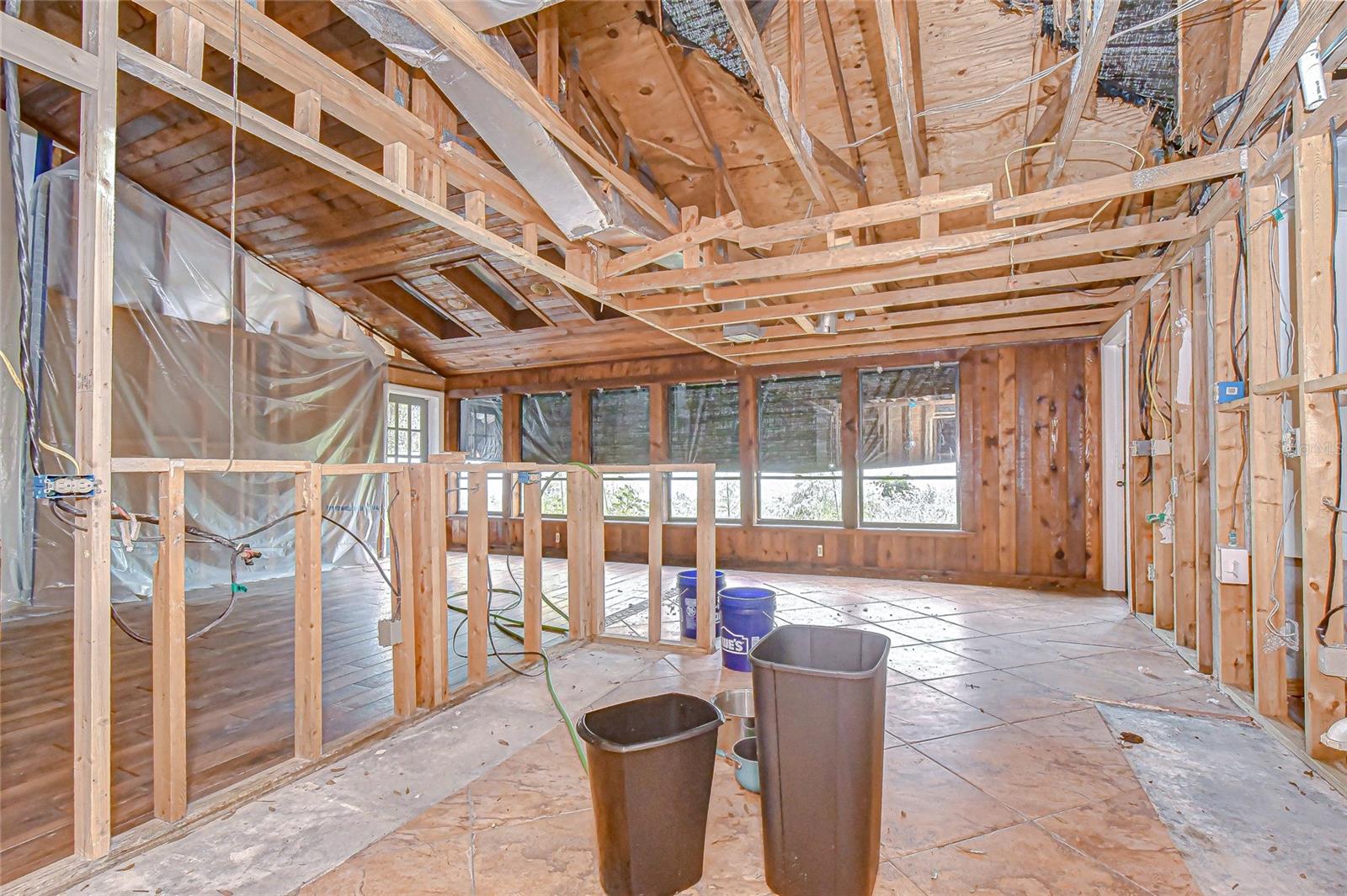 Image 8 of 17 For 3033 Wister Circle