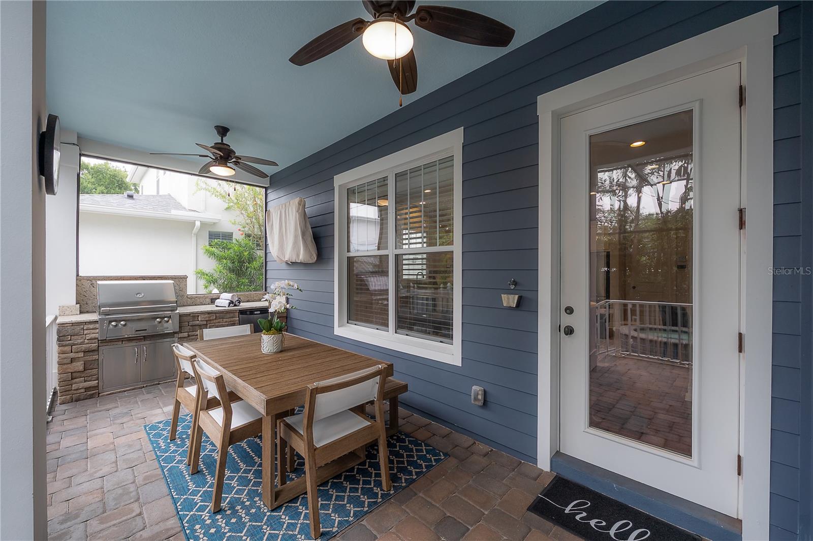 Listing photo id 39 for 2937 Bayshore Court