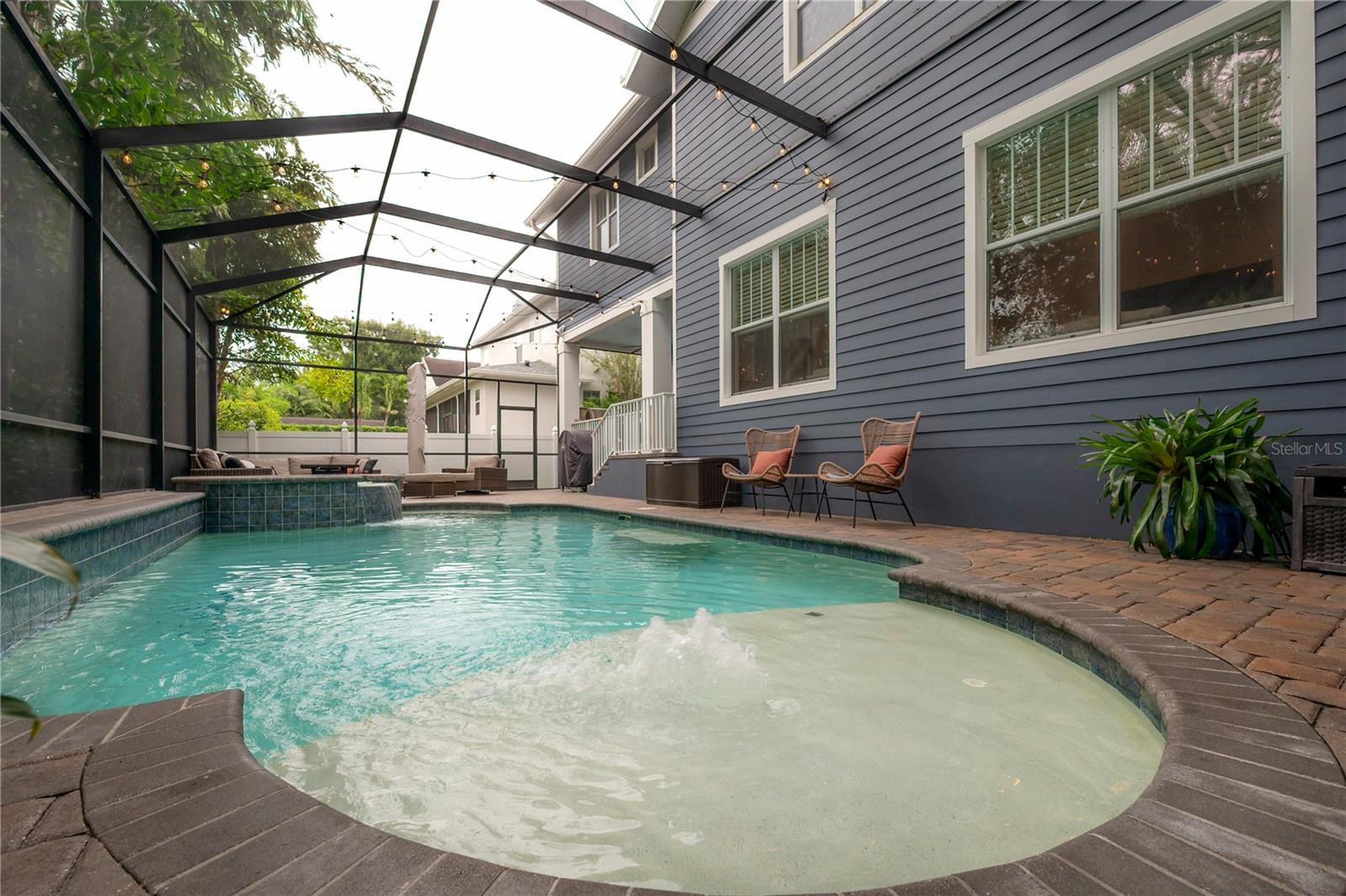 Listing photo id 45 for 2937 Bayshore Court