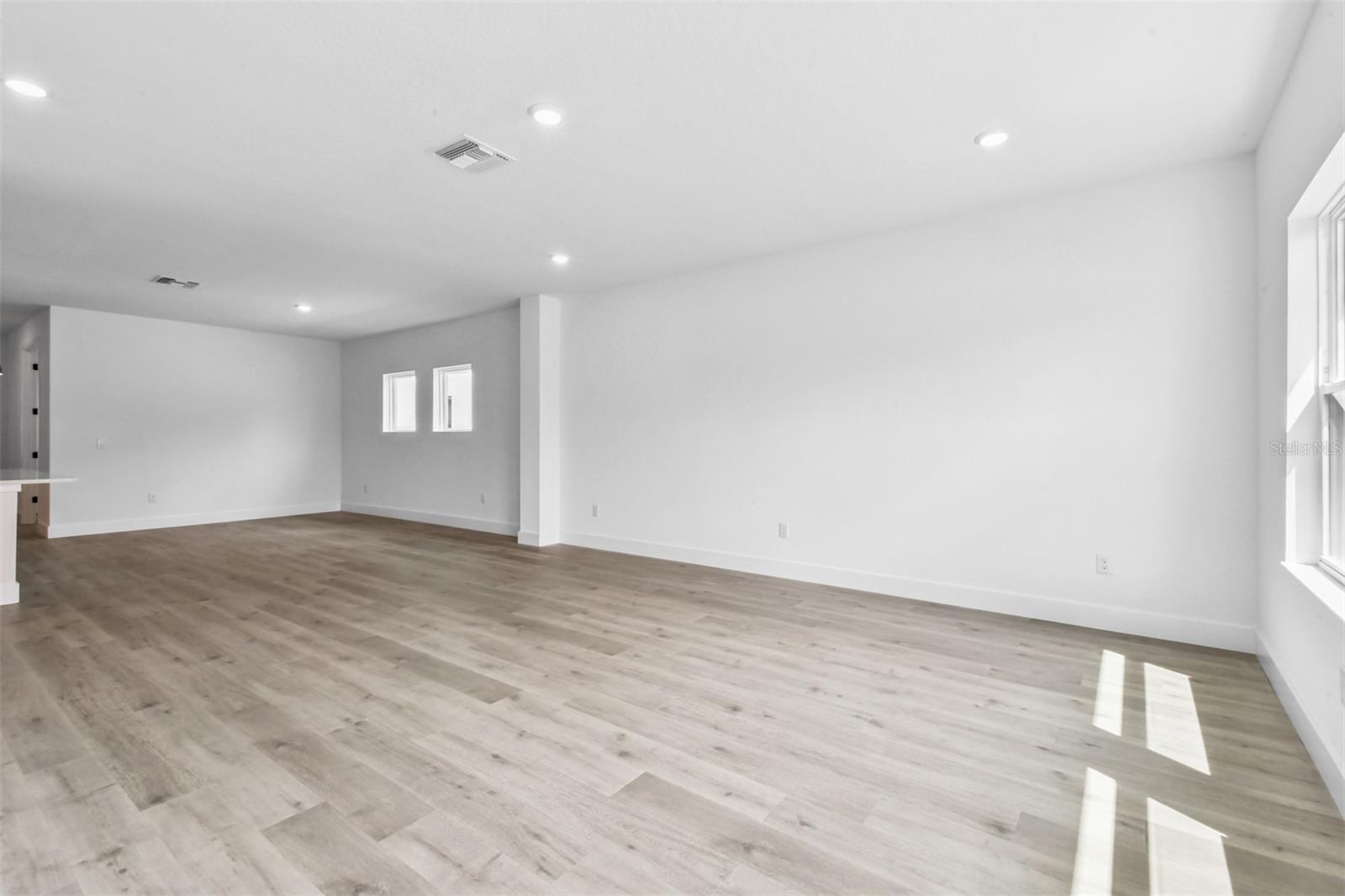 Listing photo id 26 for 11828 Mile Marsh Drive