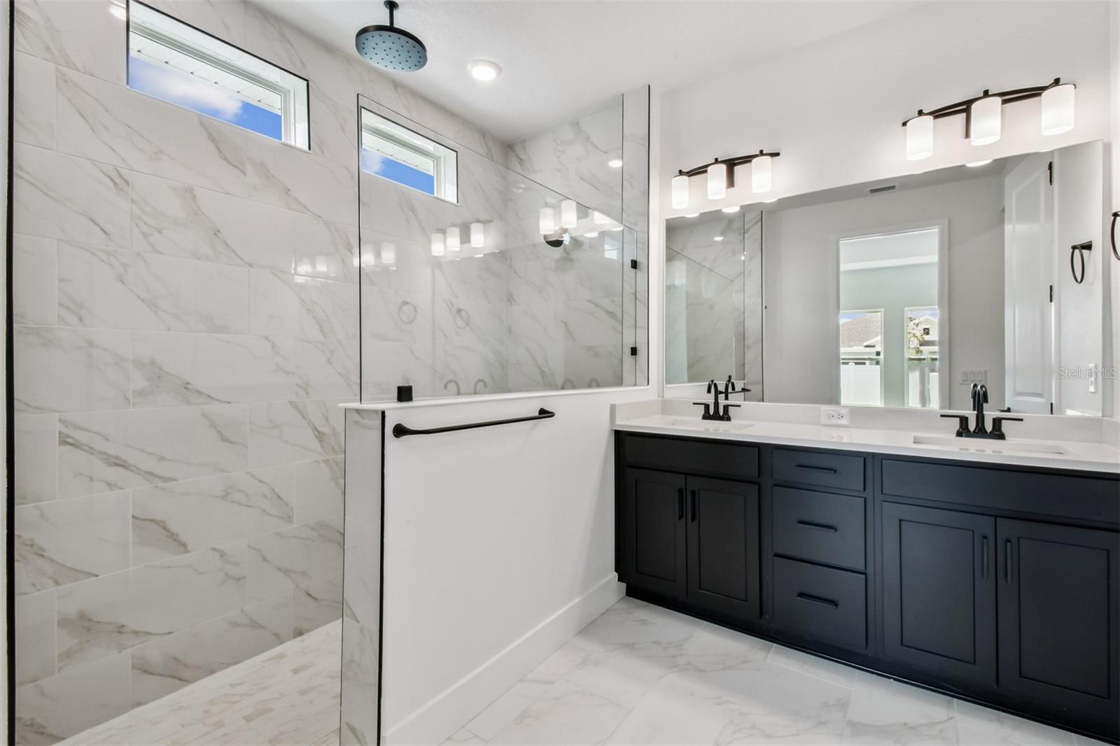Listing photo id 30 for 11828 Mile Marsh Drive