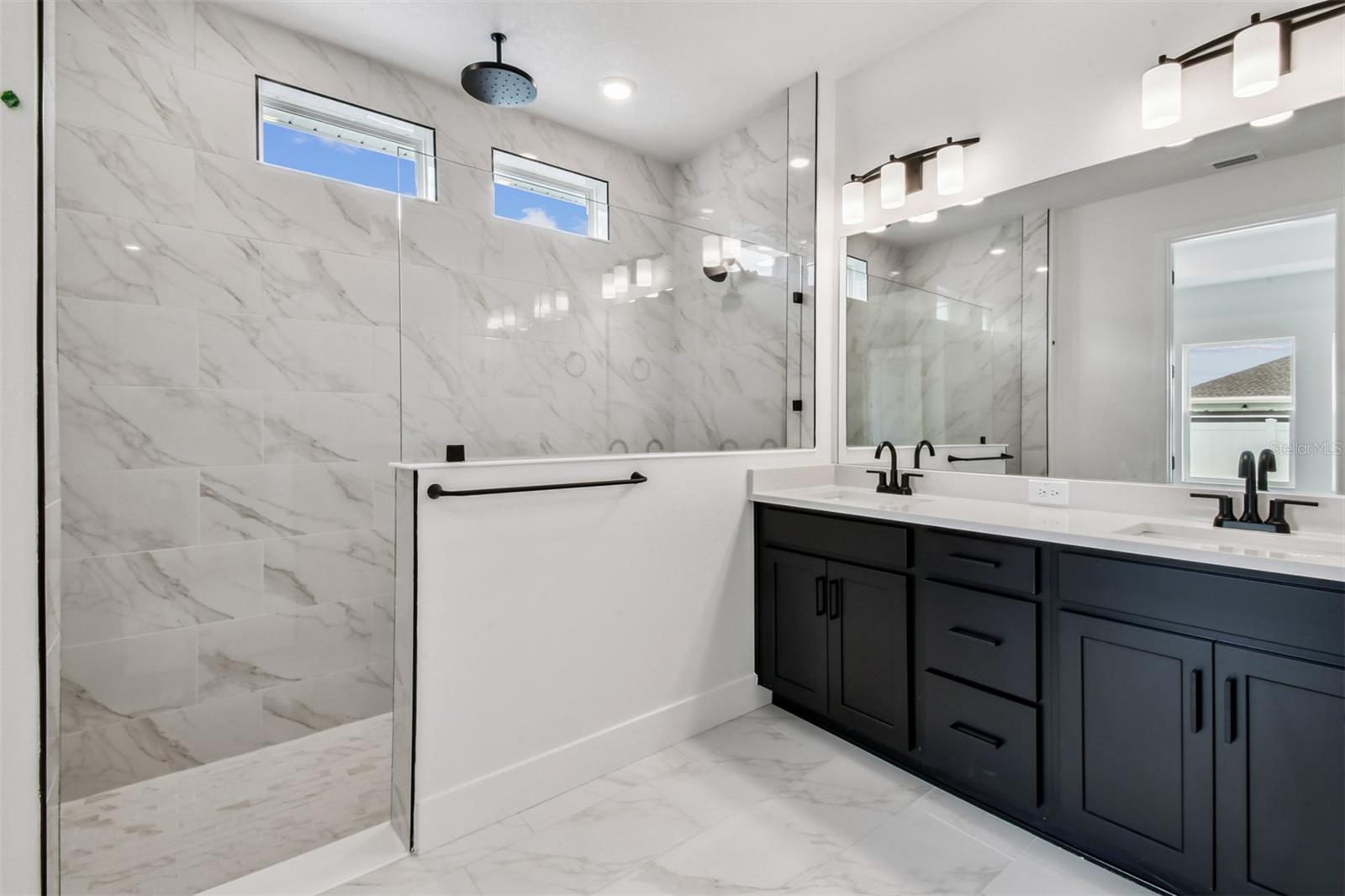 Listing photo id 32 for 11828 Mile Marsh Drive