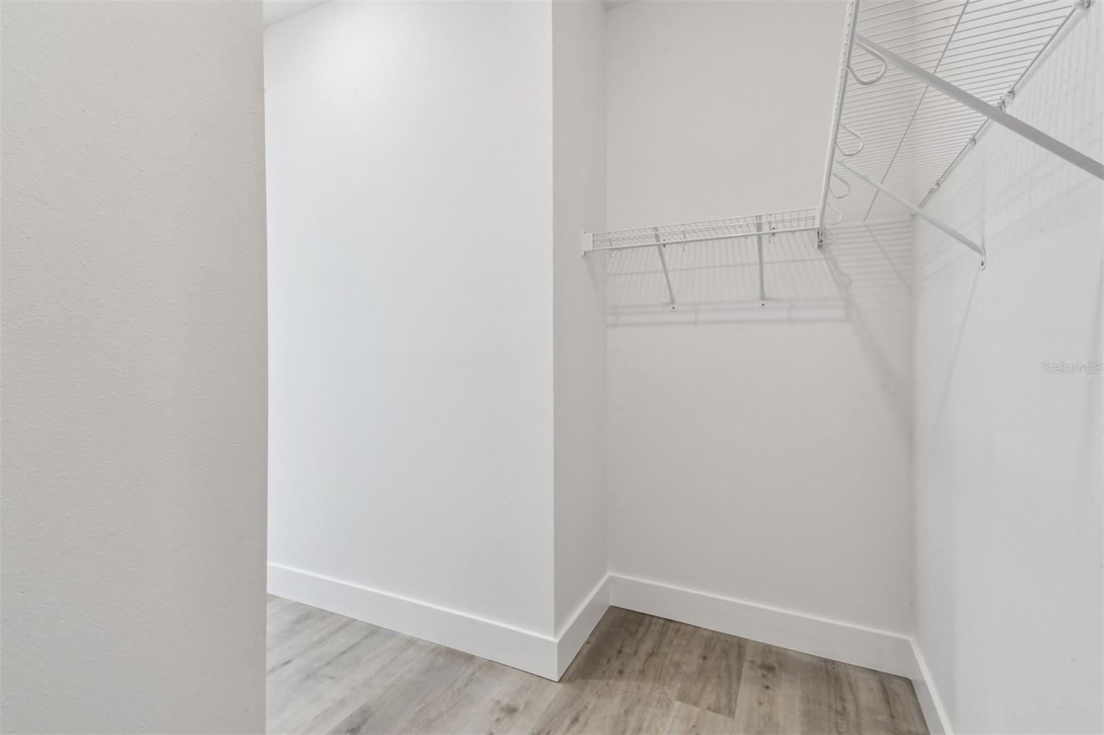 Listing photo id 33 for 11828 Mile Marsh Drive
