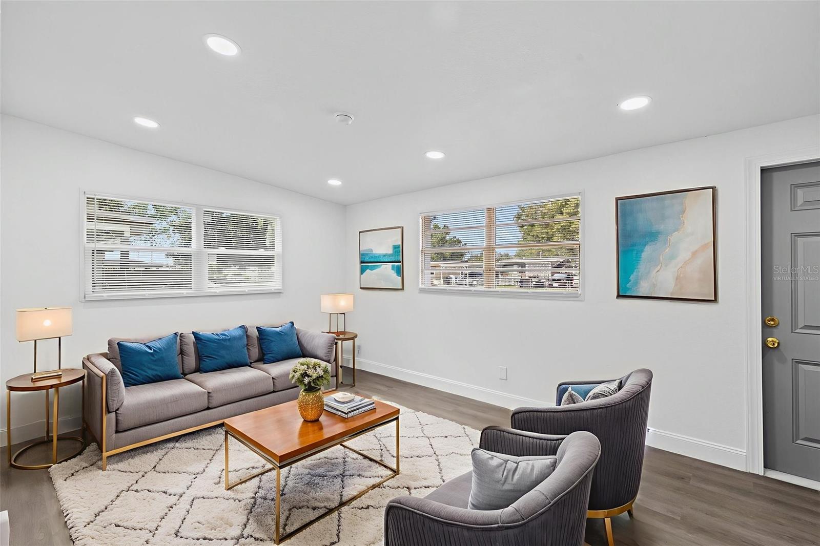 Image 11 of 26 For 3226 Clifford Sample Drive