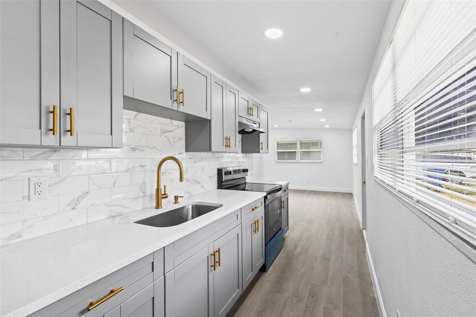 Image 9 of 26 For 3226 Clifford Sample Drive