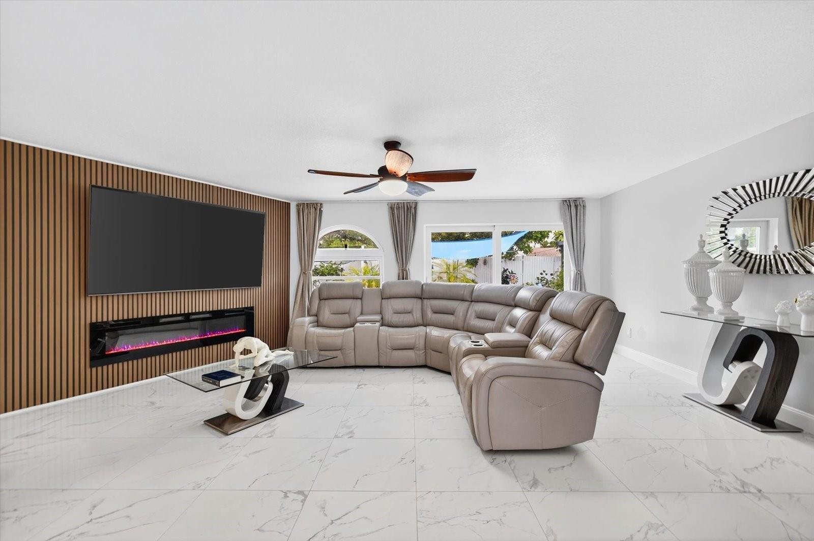 Image 12 of 62 For 7321 Brookview Circle