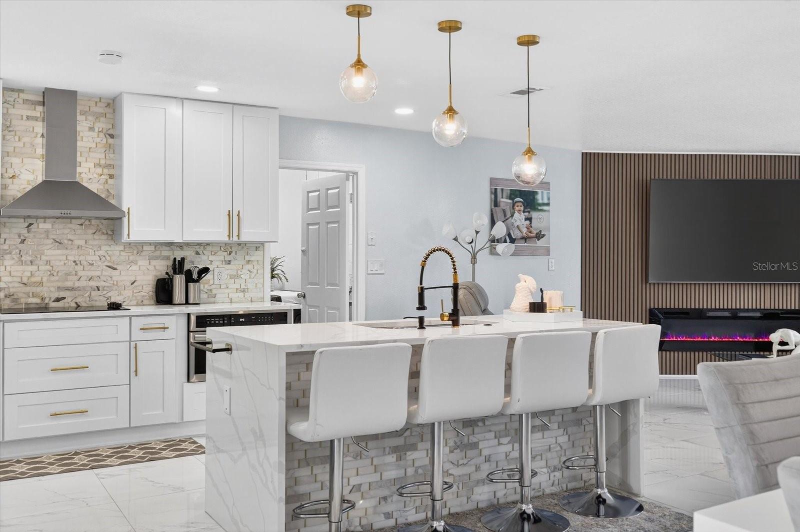 Image 13 of 62 For 7321 Brookview Circle