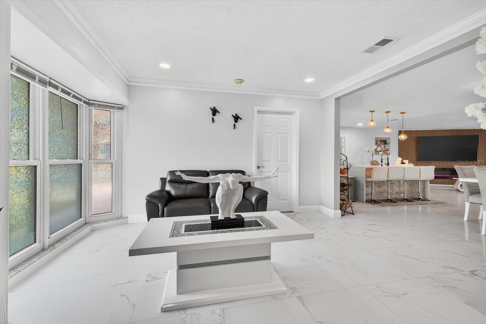 Image 24 of 62 For 7321 Brookview Circle