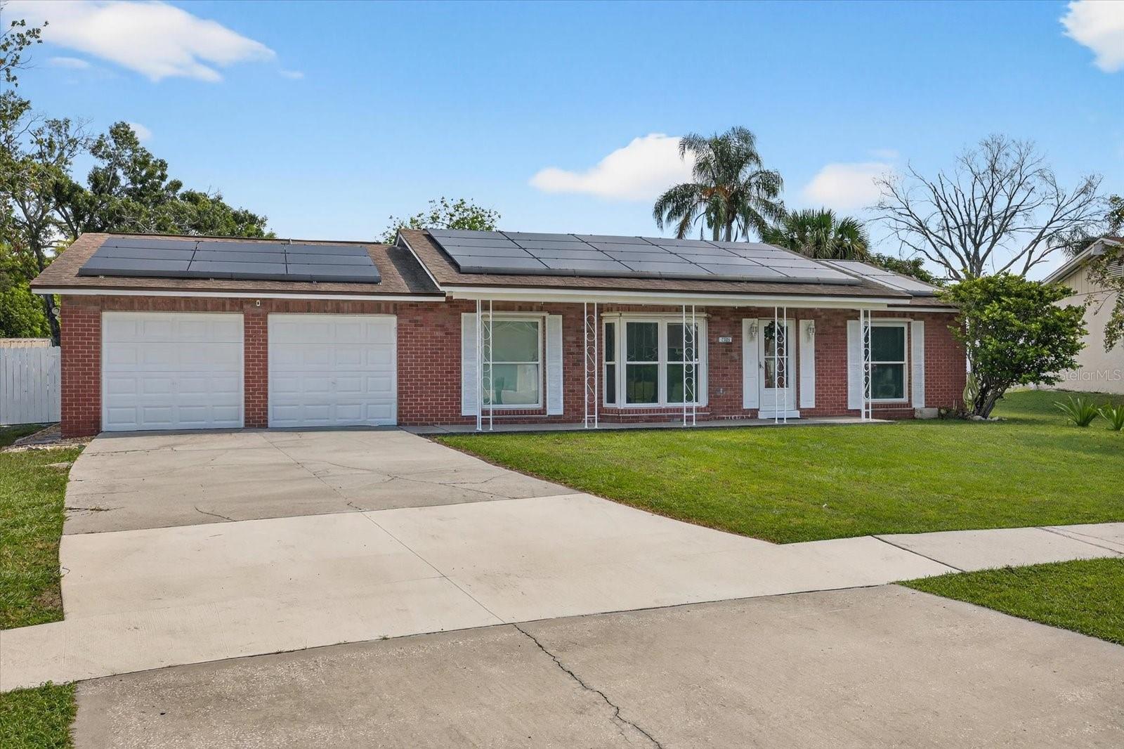 Image 3 of 62 For 7321 Brookview Circle