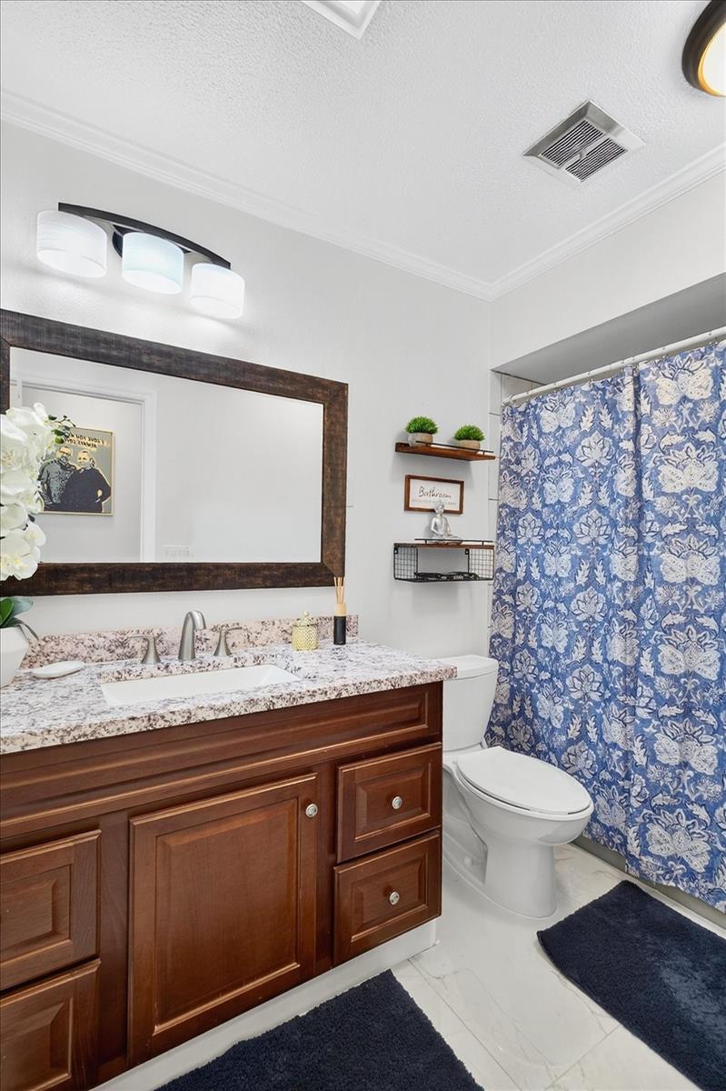 Image 38 of 62 For 7321 Brookview Circle