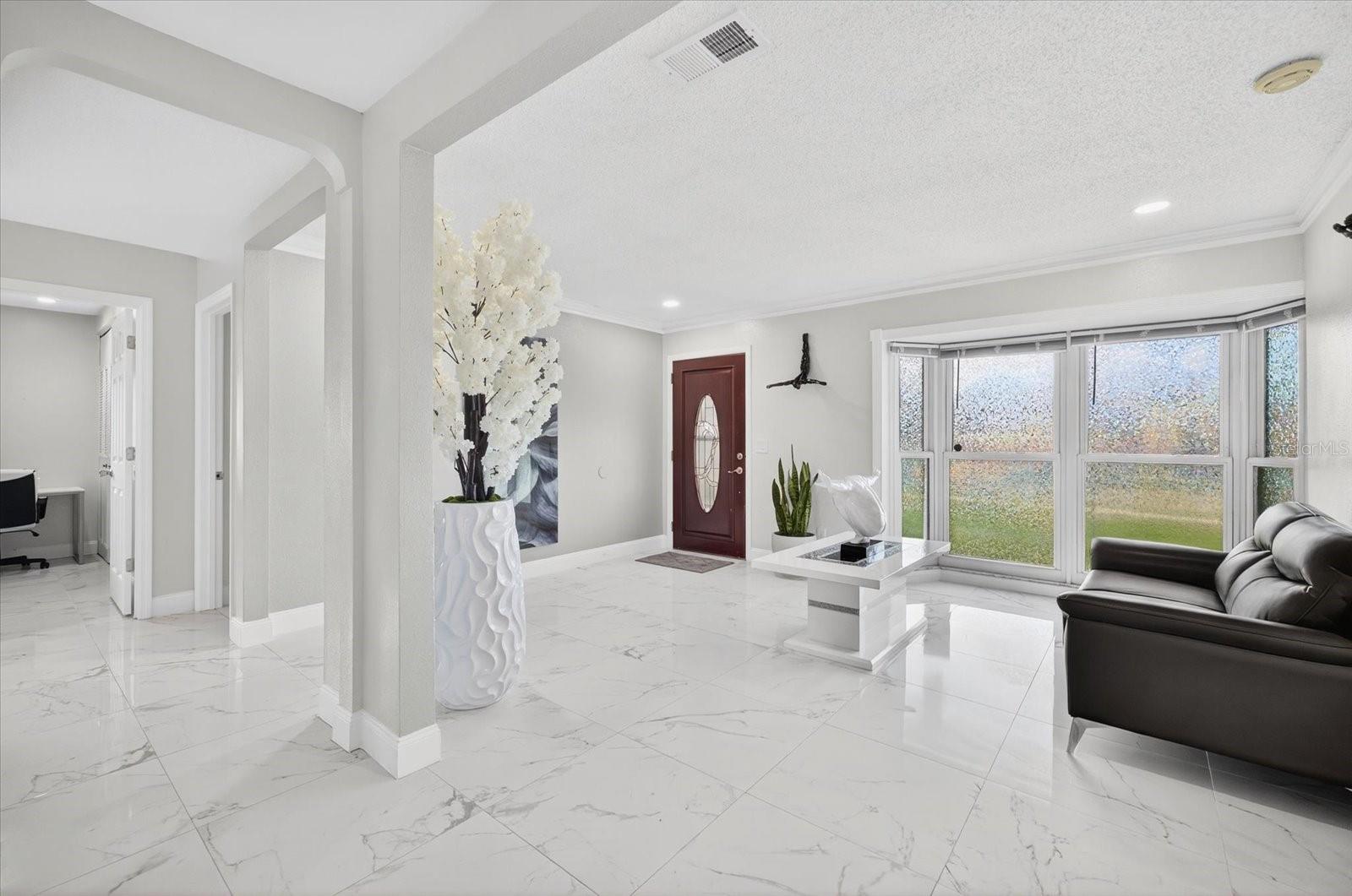 Image 8 of 62 For 7321 Brookview Circle