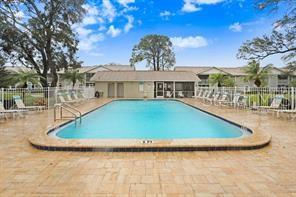 Image 2 of 17 For 1420 Oak Hill Drive 102