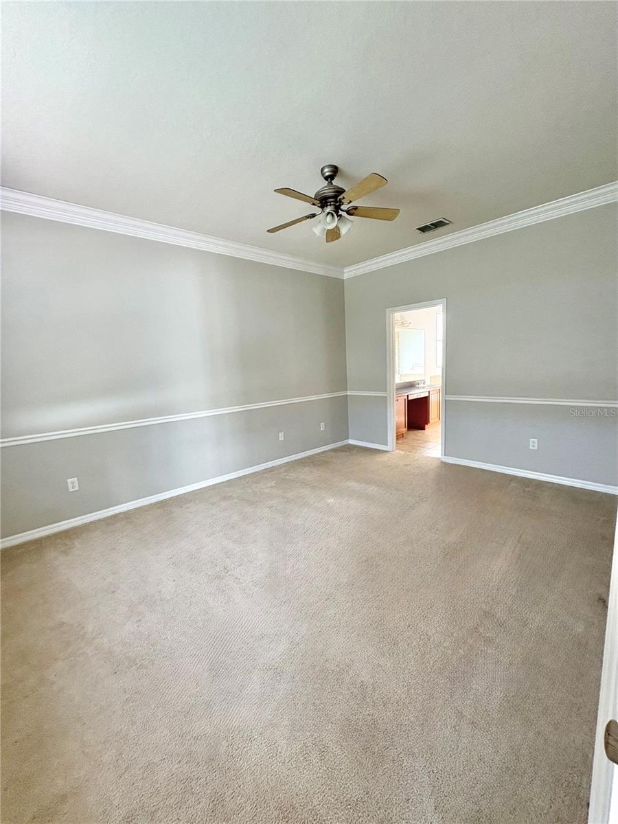 Image 13 of 21 For 351 Fairmont Drive