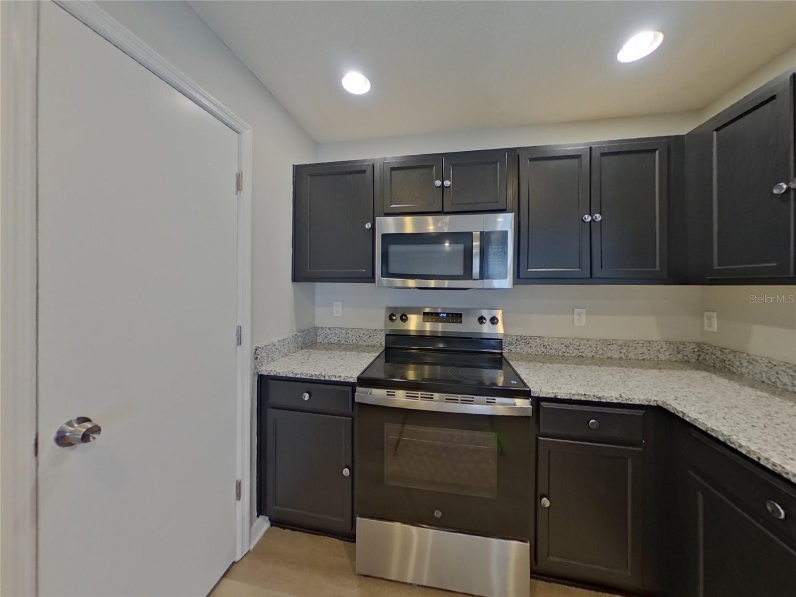 Image 6 of 17 For 9310 Wellstone Drive