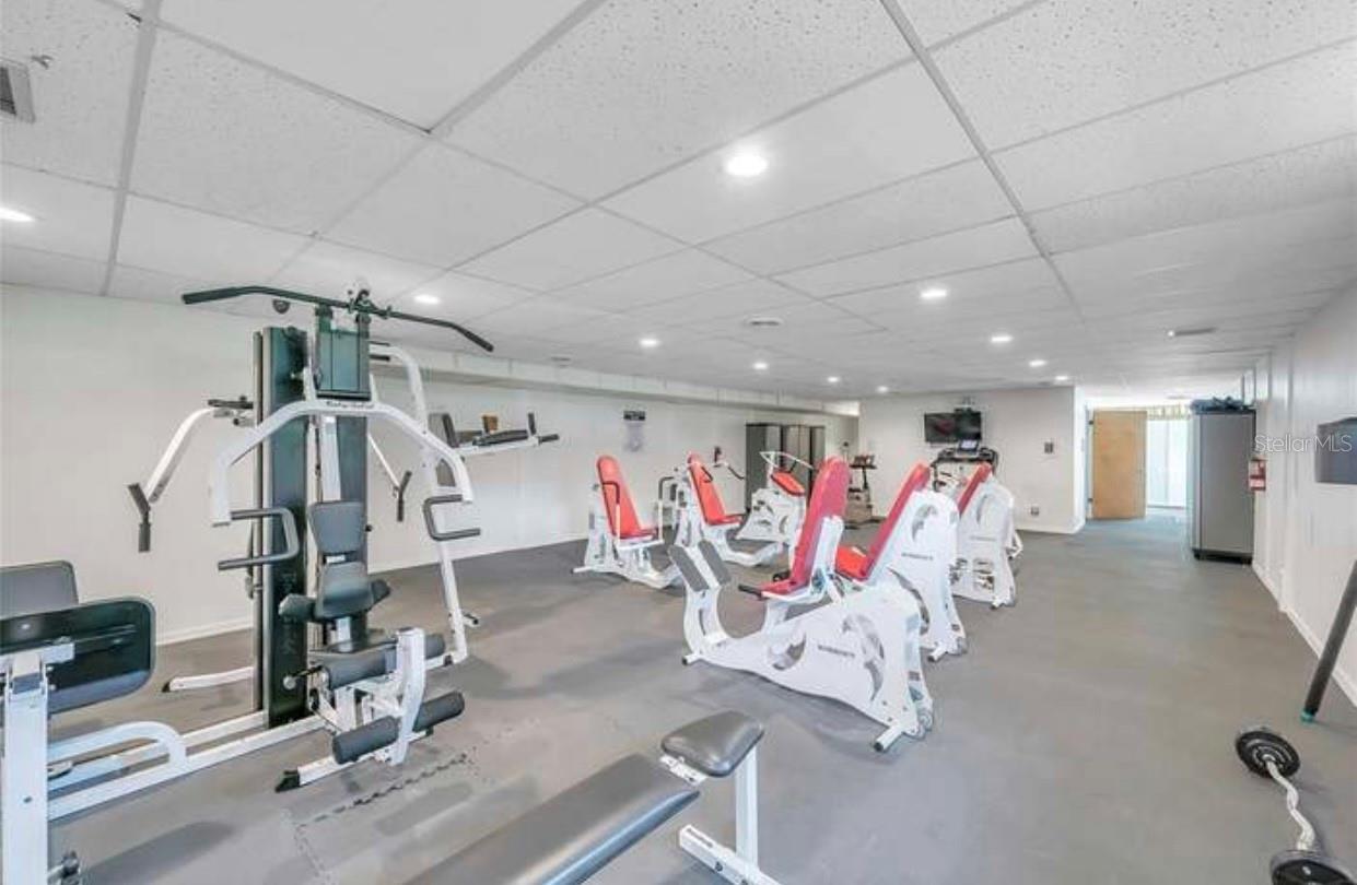 Image 26 of 28 For 1250 Pinellas Avenue 407