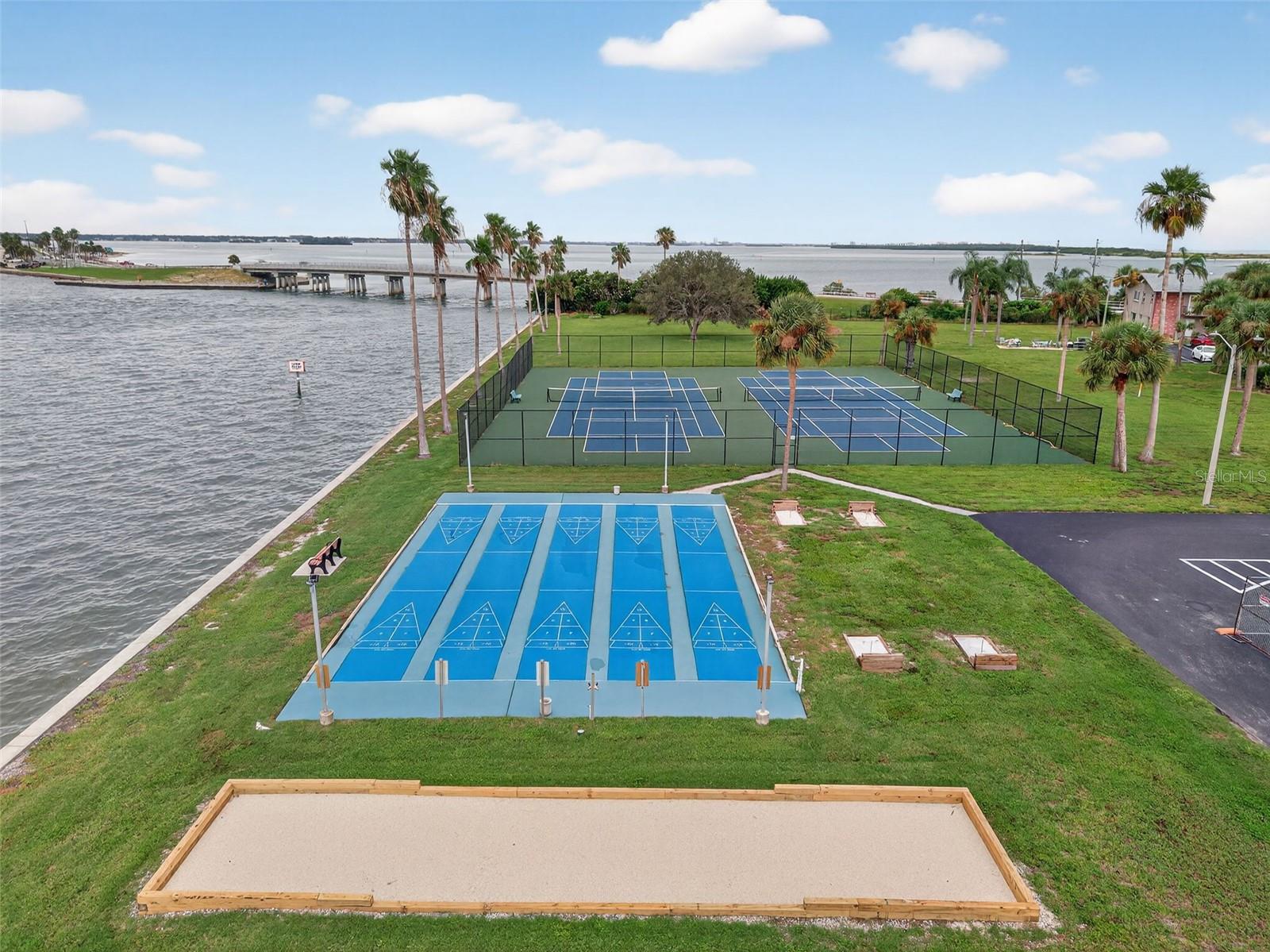 Image 39 of 44 For 2 Causeway Boulevard 101