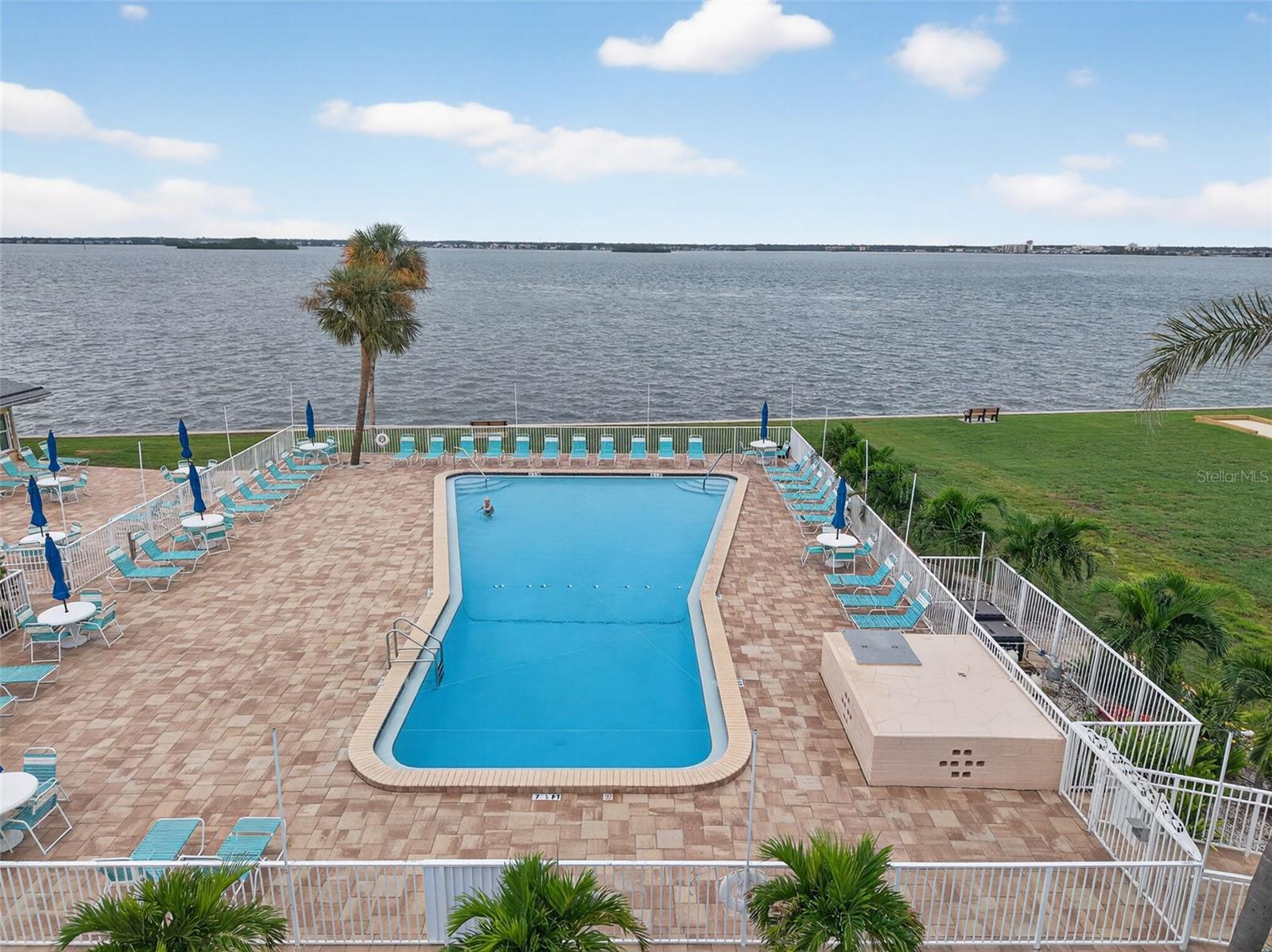 Image 40 of 44 For 2 Causeway Boulevard 101