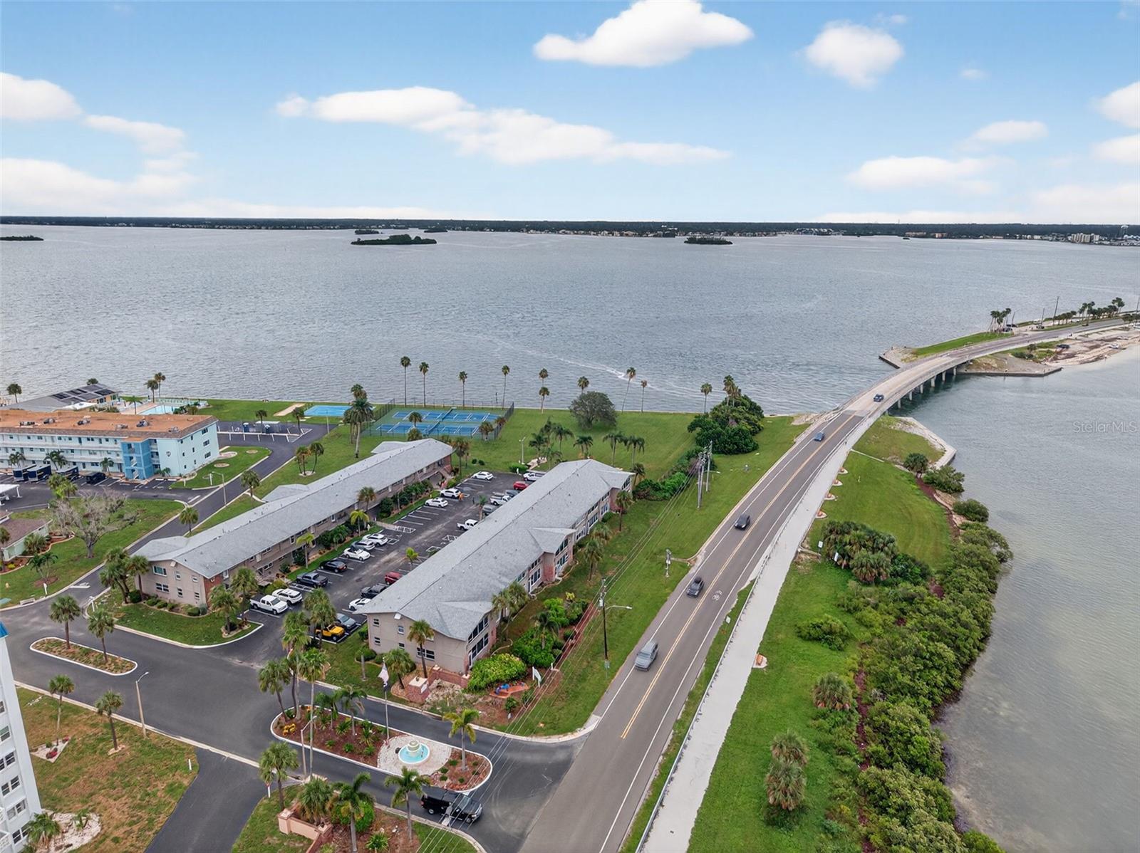 Image 42 of 44 For 2 Causeway Boulevard 101