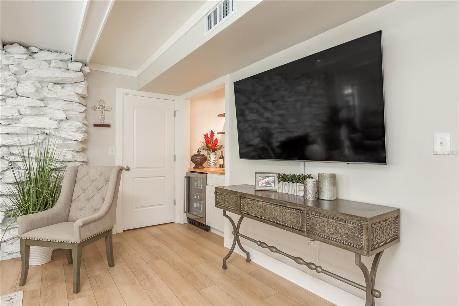Image 9 of 29 For 4509 Old Orchard Drive