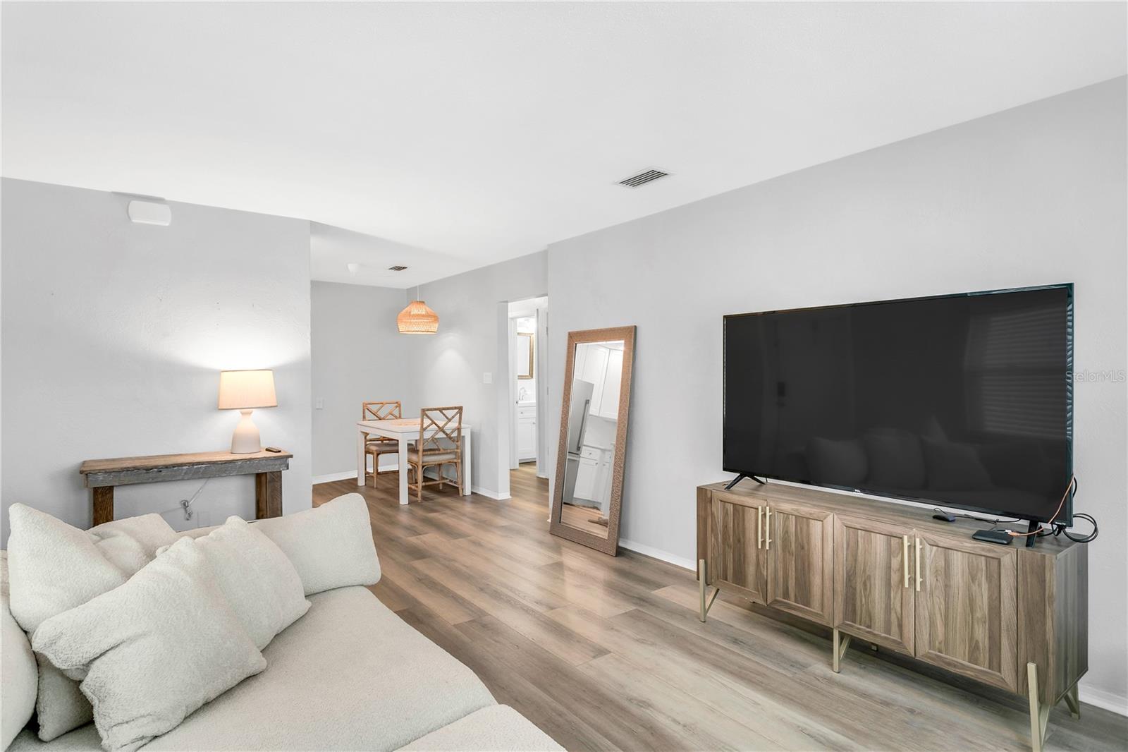 Image 10 of 16 For 4340 37th Street S 8