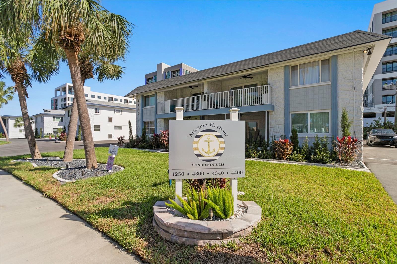 Image 2 of 16 For 4340 37th Street S 8