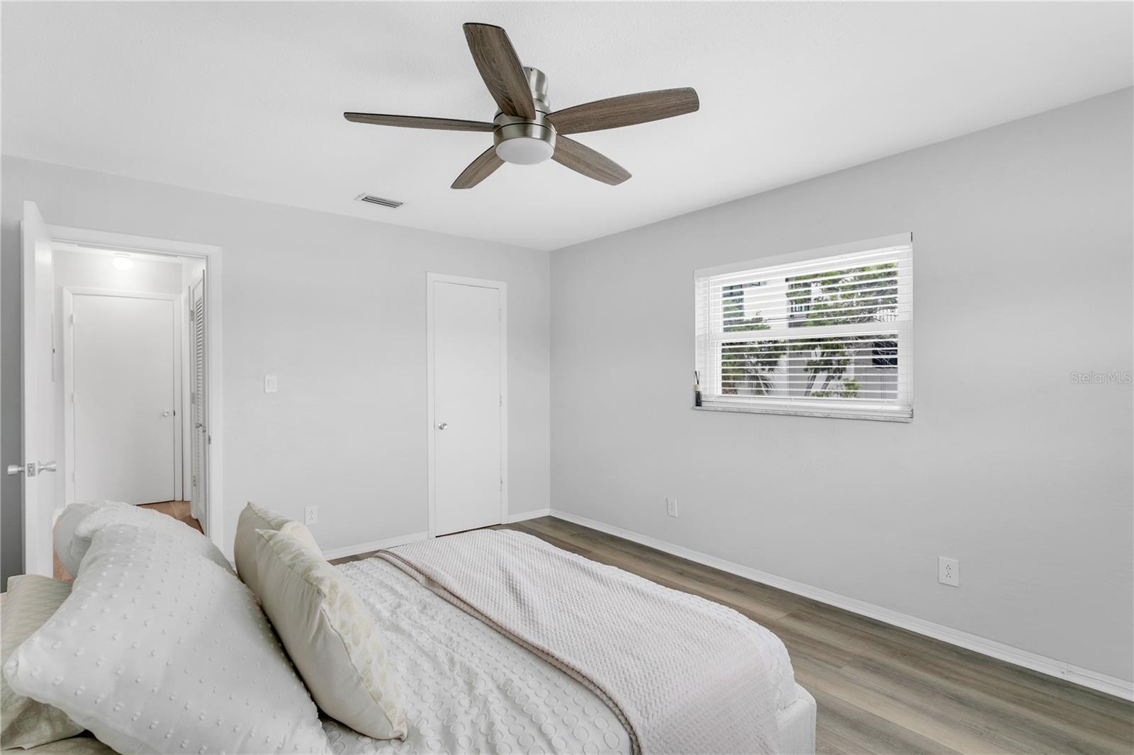 Image 7 of 16 For 4340 37th Street S 8