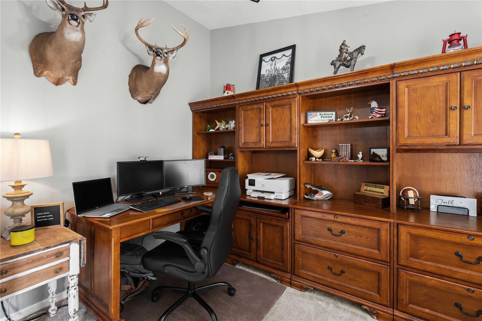 Listing photo id 13 for 1552 Avondale Ridge Drive