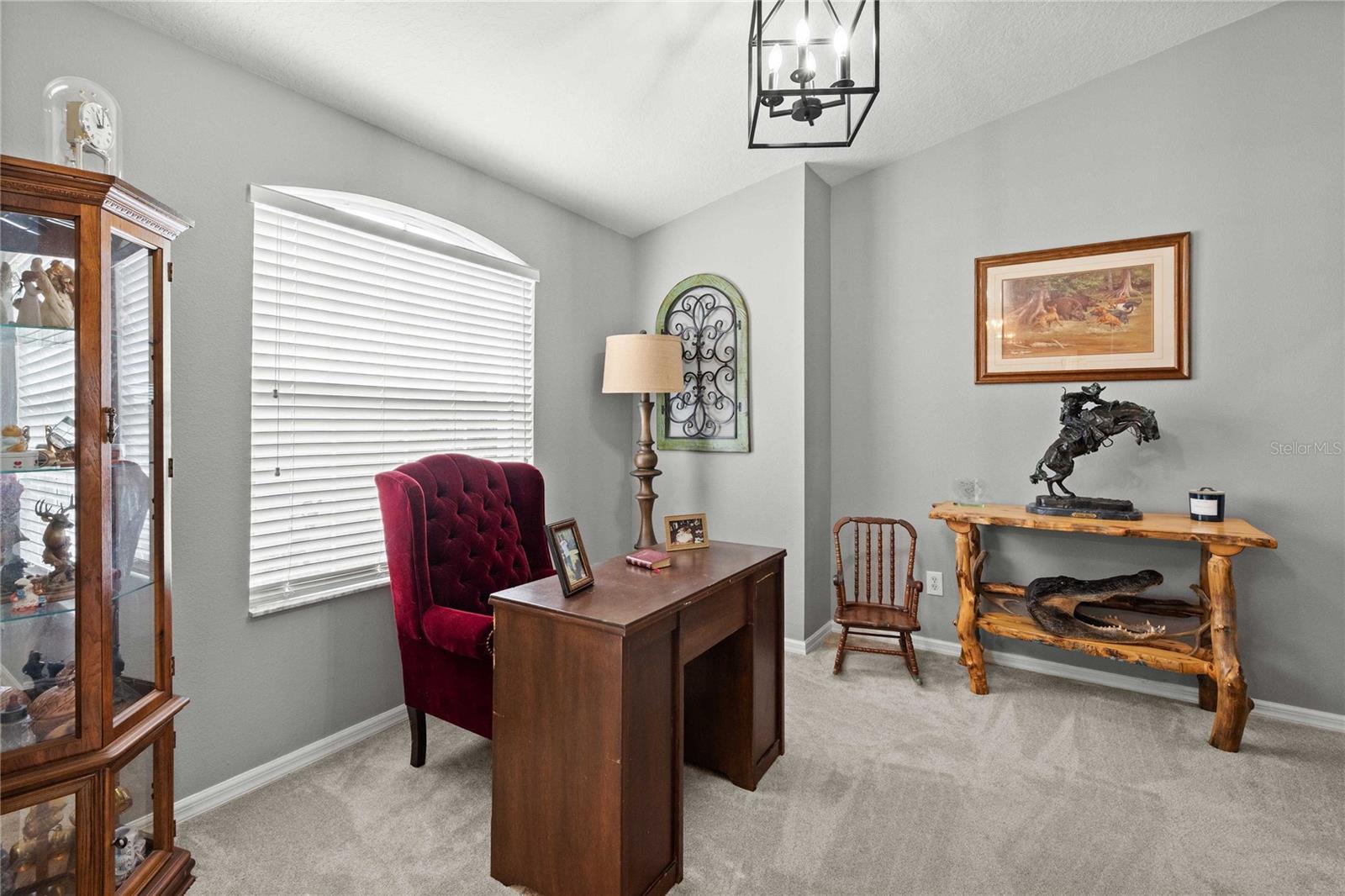 Listing photo id 14 for 1552 Avondale Ridge Drive