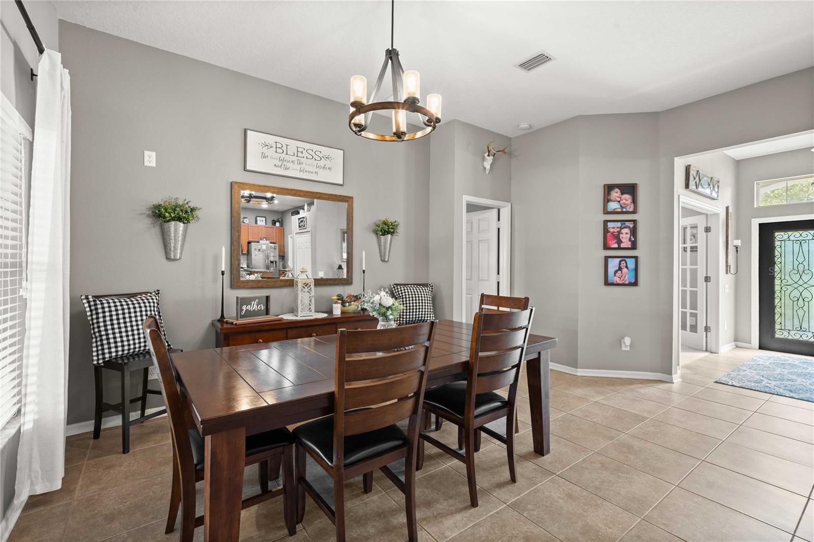 Listing photo id 20 for 1552 Avondale Ridge Drive