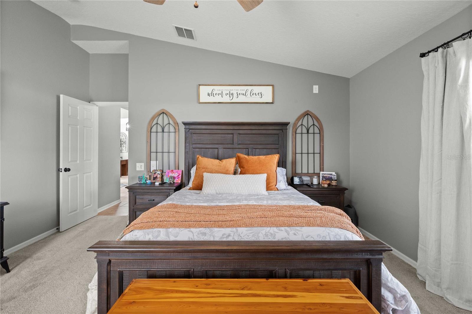 Listing photo id 22 for 1552 Avondale Ridge Drive