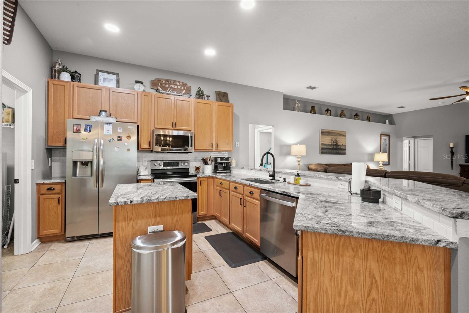 Listing photo id 29 for 1552 Avondale Ridge Drive