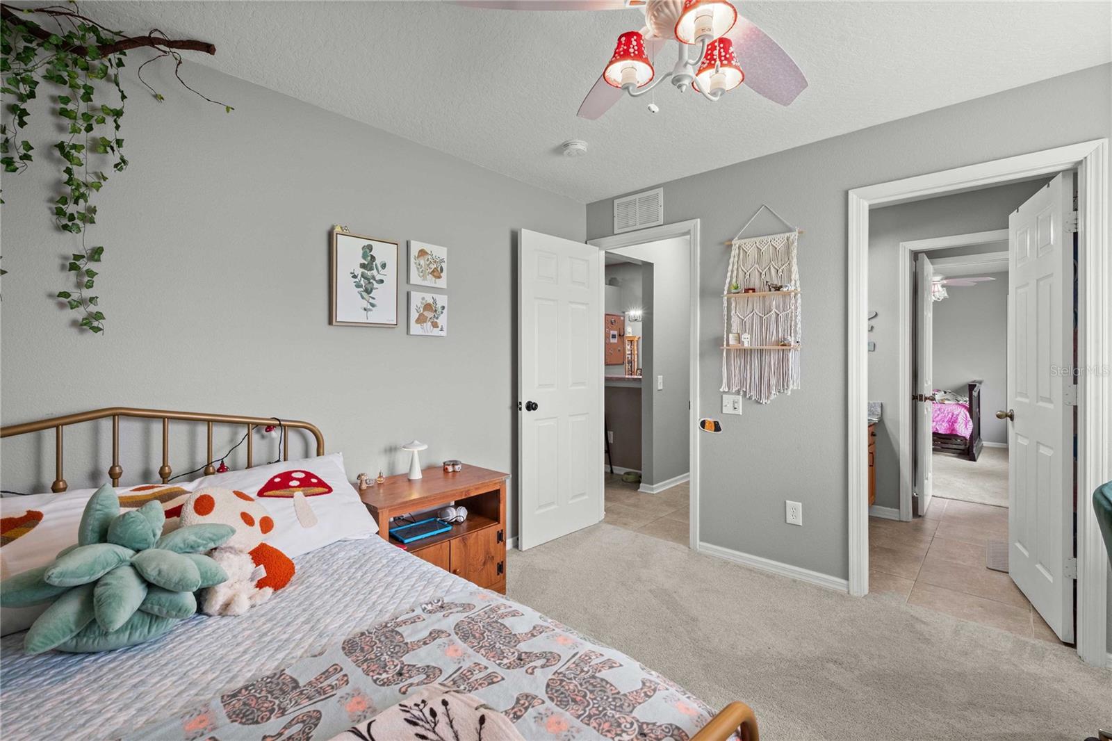 Listing photo id 42 for 1552 Avondale Ridge Drive
