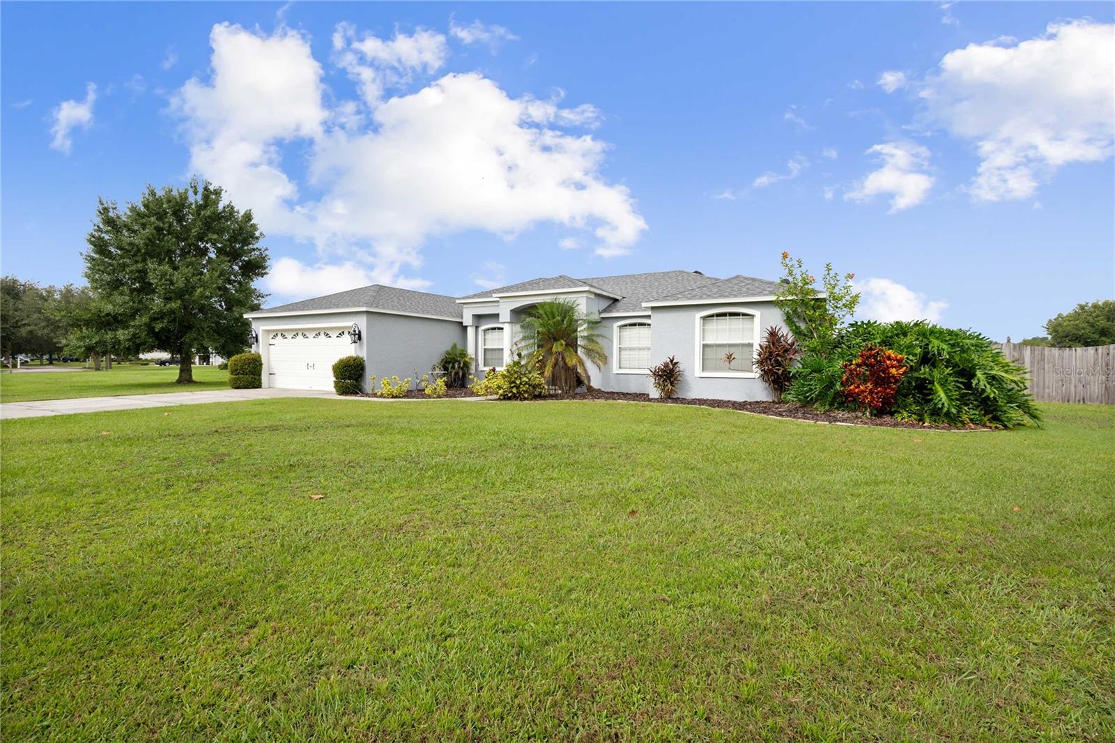 Listing photo id 4 for 1552 Avondale Ridge Drive