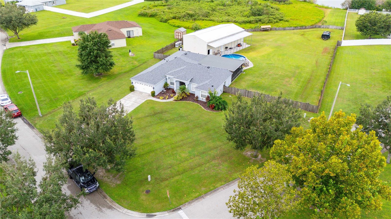 Listing photo id 7 for 1552 Avondale Ridge Drive