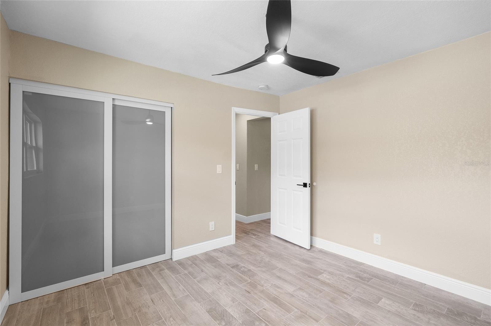 Image 23 of 43 For 5901 Denver Street Ne