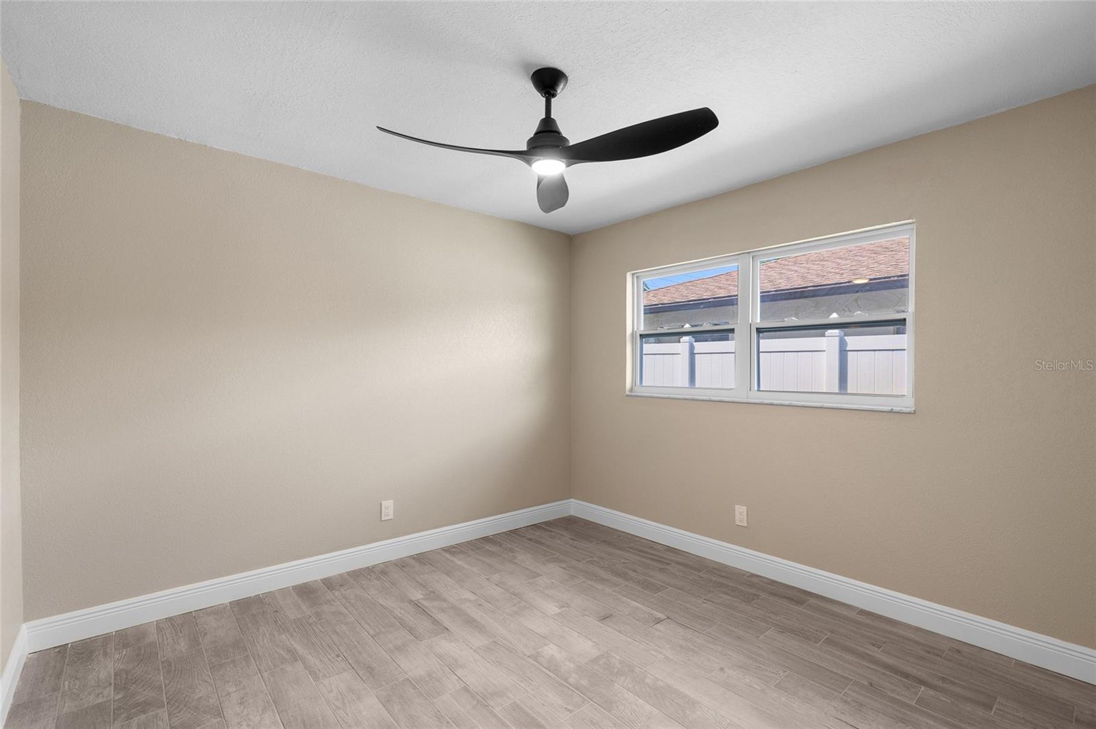 Image 24 of 43 For 5901 Denver Street Ne