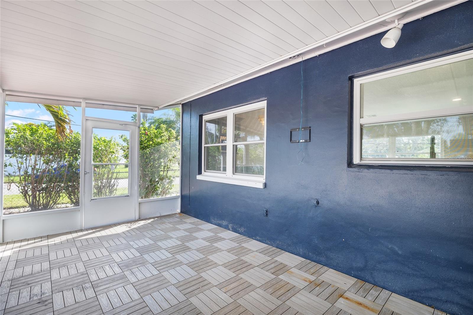 Image 30 of 43 For 5901 Denver Street Ne