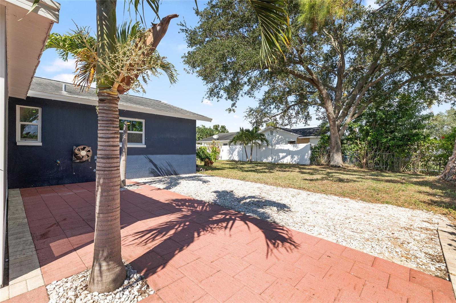 Image 31 of 43 For 5901 Denver Street Ne