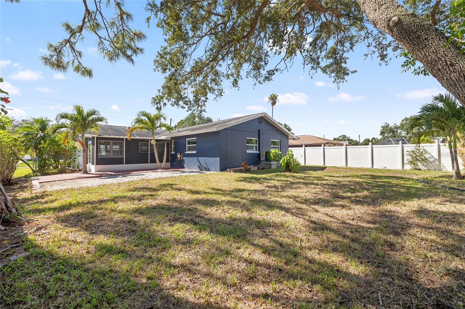 Image 36 of 43 For 5901 Denver Street Ne